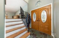 8 E Gartner Road, Naperville, IL 60540