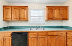21541-21543 S PECULIAR Drive, Peculiar, MO 64078