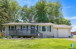 302 Front St, Aurora, SD 57002