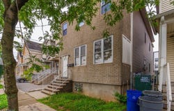 708 S Park St, Elizabeth City, NJ 07201-2820