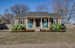 120 Purcell Ave, Bardstown, KY 40004