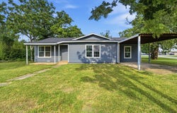 203 N Kickapoo Street, Lipan, TX 76462