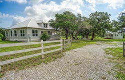 141 Grassyville RD, Paige, TX 78659