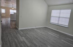 945 Zachary Drive, Arlington, TX 76002