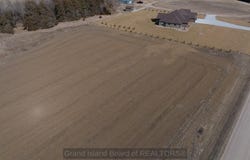 1555 Birdie Dr, Marquette, NE 68854