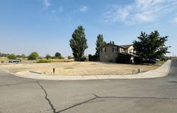 800 Fountain Blvd, Zillah, WA 98953
