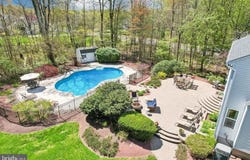 32 ARNOLD LANE, ROBBINSVILLE, NJ 08691