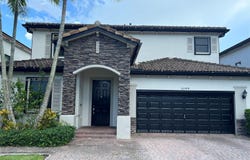 16548 SW 43rd Ln, Miami, FL 33185
