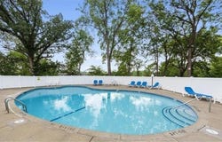 4001 Heritage Hills Drive, Bloomington, MN 55437