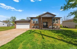 217 E Shiloh Drive, Red Bud, IL 62278