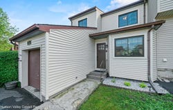 72 Sterling Place, Highland, NY 12528