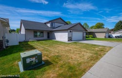 1324 E Yellowstone Ave, Post Falls, ID 83854