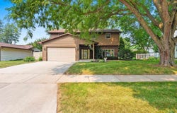 3547 N WINDWARD Lane, APPLETON, WI 54911