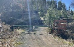 3791 Oregon St, Weaverville, CA 96093