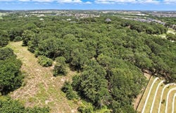 541 Bonnards Peak Road, Burleson, TX 76028