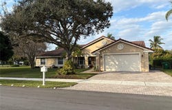 1743 SW 103rd Ln, Davie, FL 33324
