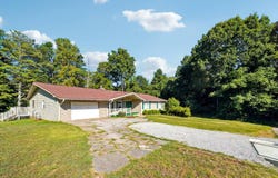 313 Kimsey St, Baldwin, GA 30511