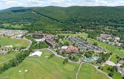 40 Bourne Circle, Hardyston Twp., NJ 07419-1290