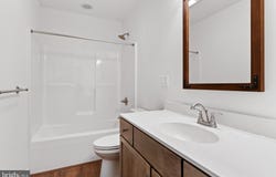 25 ESSEX DRIVE, CARLISLE, PA 17015