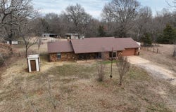 1001 E. 1990 Road, Soper, OK 74759