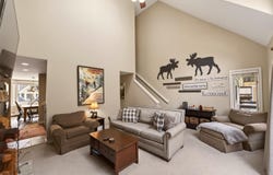 1D Townhouse Square, Dover, VT 05356