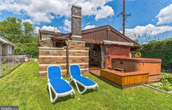 210 E ASHLAND AVENUE, GLENOLDEN, PA 19036