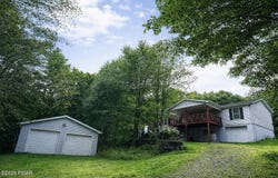 571 Barton Road, Thompson, PA 18465