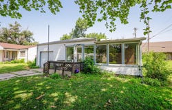 1420 Cottonwood, Haysville, KS 67060