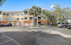 10764 70TH AVENUE, SEMINOLE, FL 33772