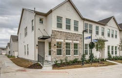 9944 Hennings Street, Irving, TX 75063