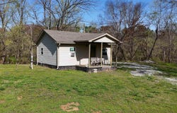 189 Emery Bluff Spur, Pangburn, AR 72121