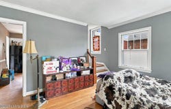 2512 Glenwood Ct, New Albany, IN 47150