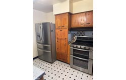 808 N 9Th Street, Burlington, IA 52601