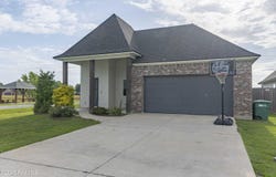 101 Fox Hill Road, Youngsville, LA 70592