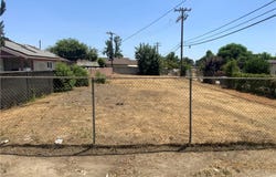 5 Th Street, Highland, CA 92346