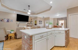 121 Lockridge Drive, Broussard, LA 70518