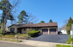 14 Perry Avenue, Monroe, NJ 08831