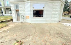 3000 S 3rd St, Louisville, KY 40208