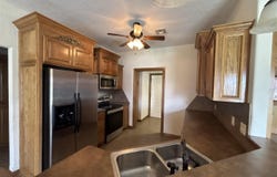 1215 Hershel Dr, Elgin, OK 73538