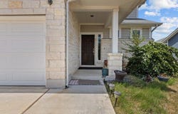 204 Lake Placid RUN, Elgin, TX 78621