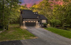 511 Central Pike, Scituate, RI 02857
