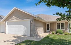 130 Presley Circle, Waterloo, IA 50701