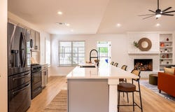 2306 Monarch DR, Austin, TX 78748