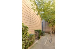 4737 W Iris Avenue, Visalia, CA 93277