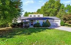 840 Countryside Lane, Columbus, IN 47201