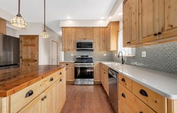 1665 Whispering Oaks Court, West Chicago, IL 60185