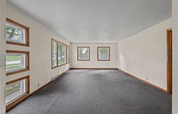 205 Center Road, Bedford, OH 44146