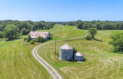 460 County Road 208, Fayette, MO 65248