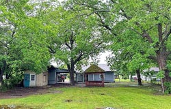 1006 S Main Street, Farmersville, TX 75442