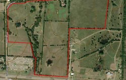 000 County Road 1235, Savoy, TX 75479